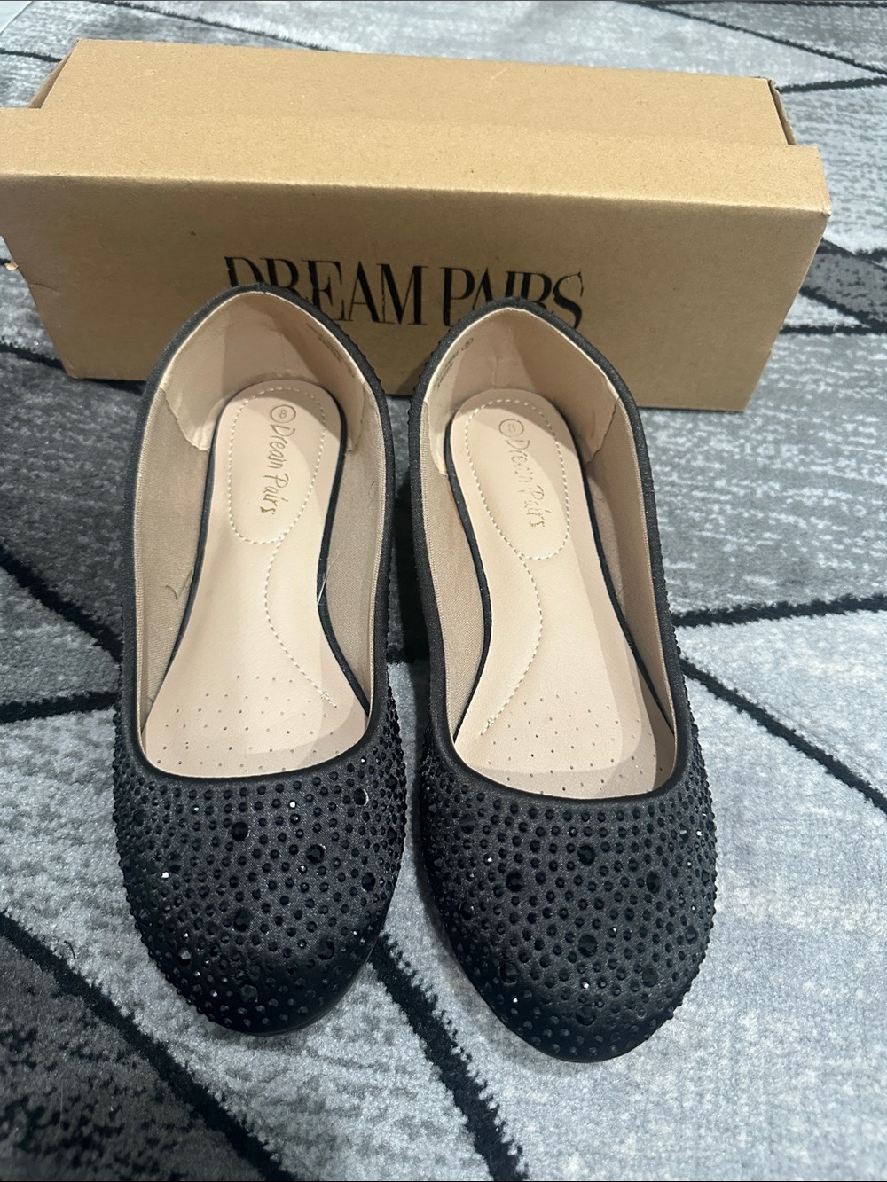 Dream Pairs Black Crystal-Embellished Ballet Flats